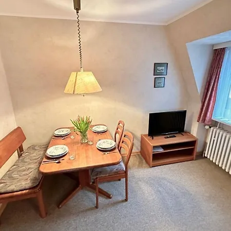 Haus-rieper-2 *